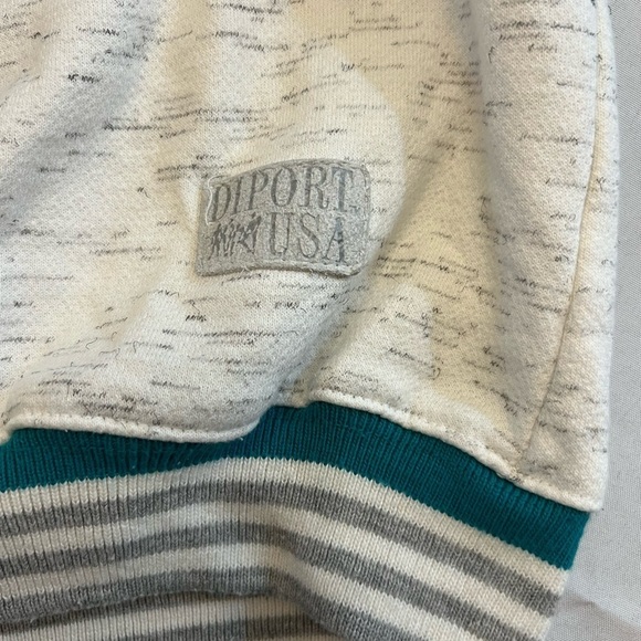 DIPORT USA Men’s 90’s Vintage Chicago Sweatshirt, Size Large. - Picture 6 of 8